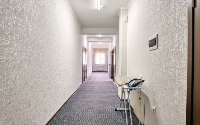 Vosmoe Nebo Hotel