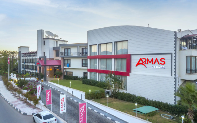 Armas Labada Hotel