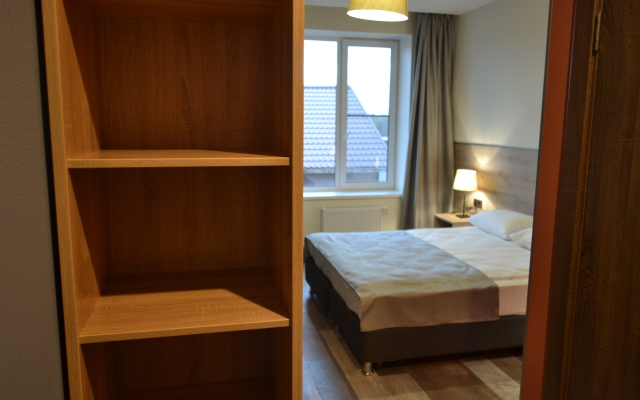 65HOME Guest House