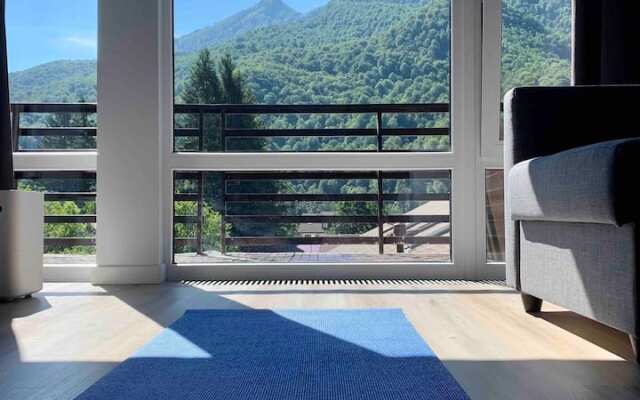 Scandi Design Apart Polyana Apartments