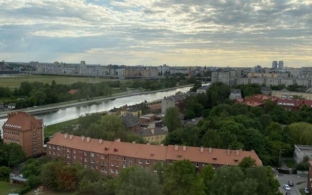 S Panoramnym vidom na gorod Flat