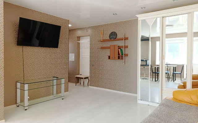 Apartamenty Chaykovskiy na Lenina 6 Flat