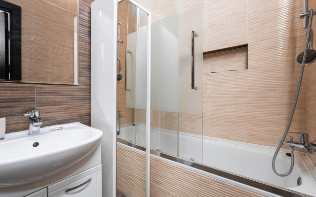 Апартаменты Студия с Просторной Террасой в ЖК Актер Гэлакси