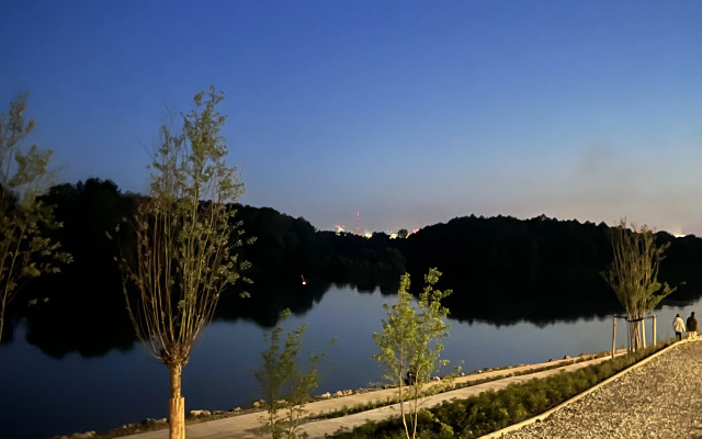 Апартаменты на Набережной 112