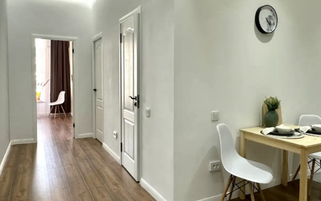 Квартира Сканди на Абая 164/10