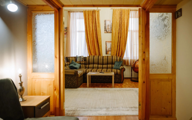 Pavel&Olga Wonderful Duplex in the center of Pskov Apartments
