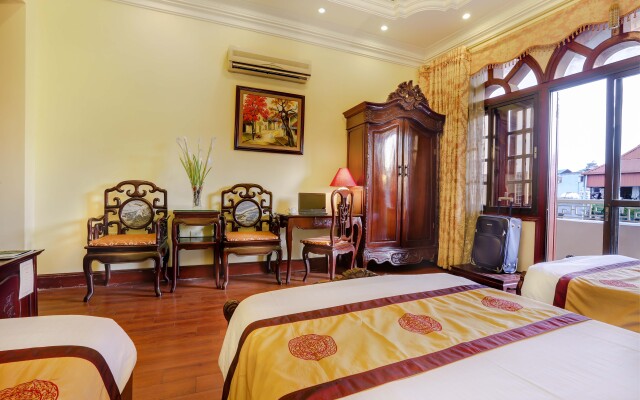 Hanoi La Storia Hotel