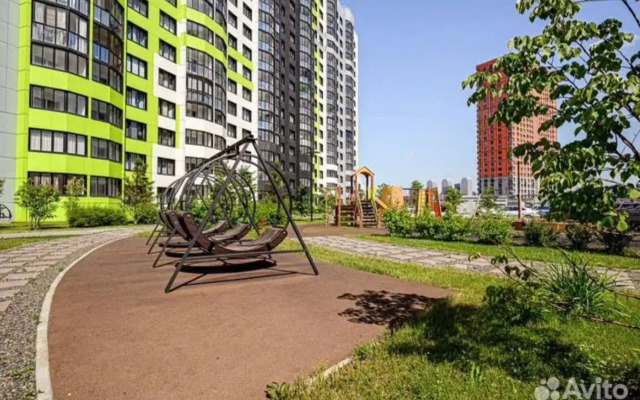 Po Doroge v Aeroport i u Akvaparka Flat