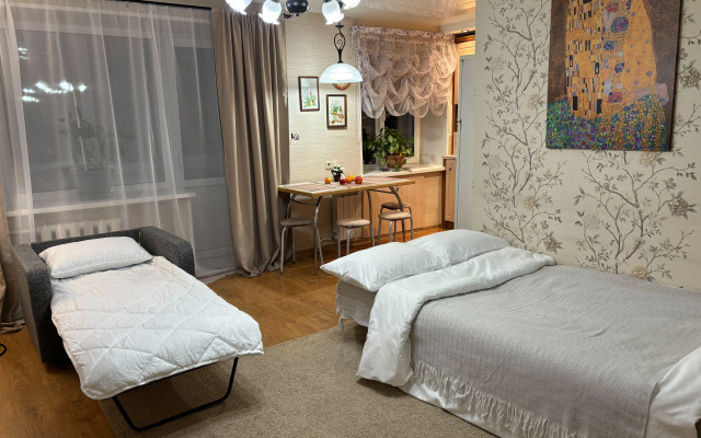 Tryokhkomnatnaya Kvartira Na Pushkinskoy Flat