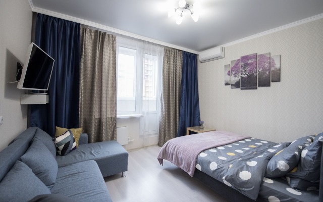 Апартаменты Smile Apartments Уютная Студия с Балконом