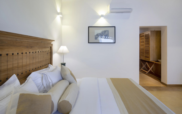 Lucky Elephant Hotel