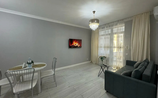 Otlichnaya naprotiv Ekspo Flat