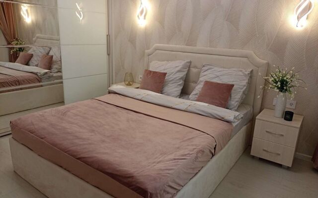 Na Trofimova 6 Flat