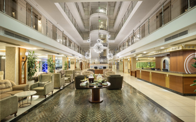 Sealife Family Resort Hotel