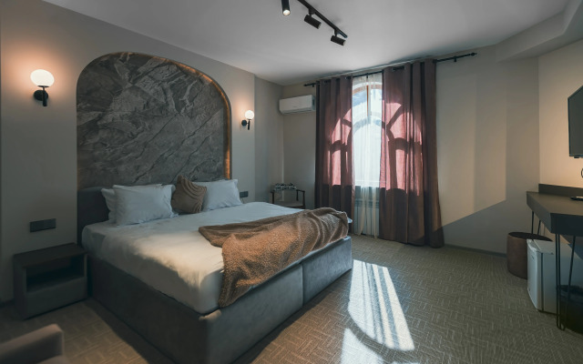 Dastan Hotel