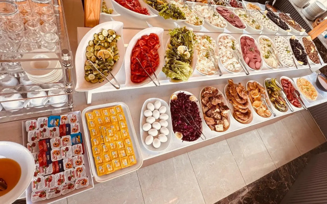 Grand Heykel Hotel