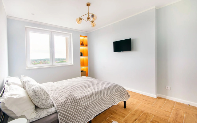 S panoramnymi vidami v Tsentralnom rayone Kaliningrada Flat