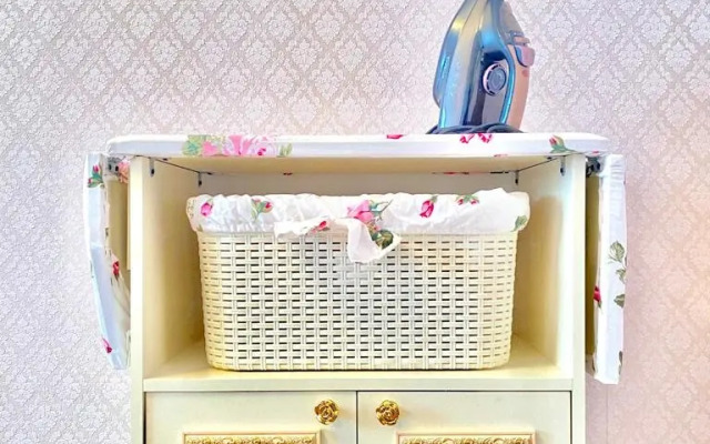 Na Sen-Simona 42/3 Flat