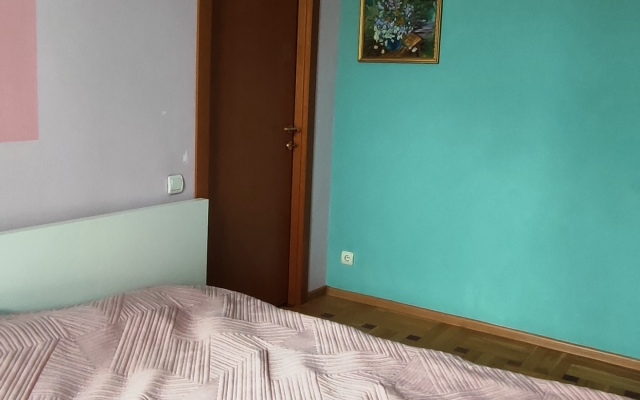 Uyutnaya 2 Komnatnaya Kvartira Flat