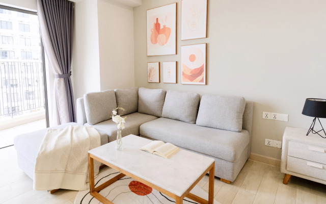 Апартаменты La Casa Nha Trang Gold Coast Tower Walk-To-Beach