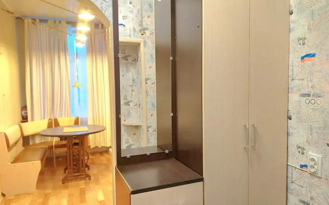V Tsentre Srednevekovyya Flat