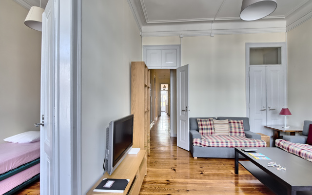 Refurbished Kings - City Center Apartments