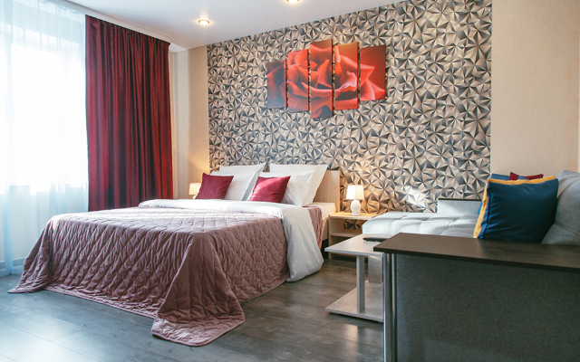 Апартаменты Пять Звёзд у Офиса Транснефть-Сибирь