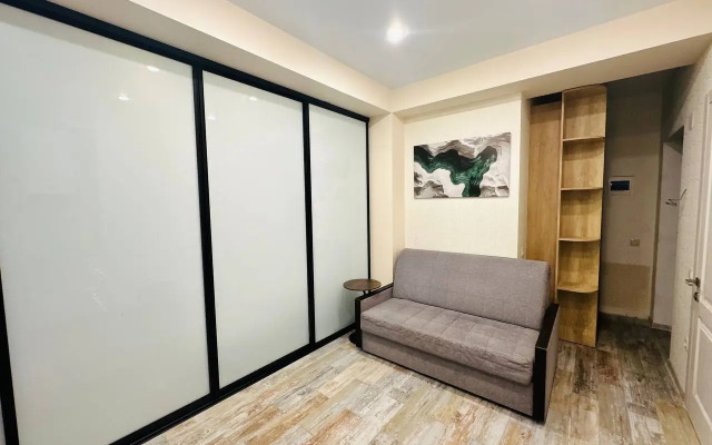 Na Sanatornoy 49/19a Flat