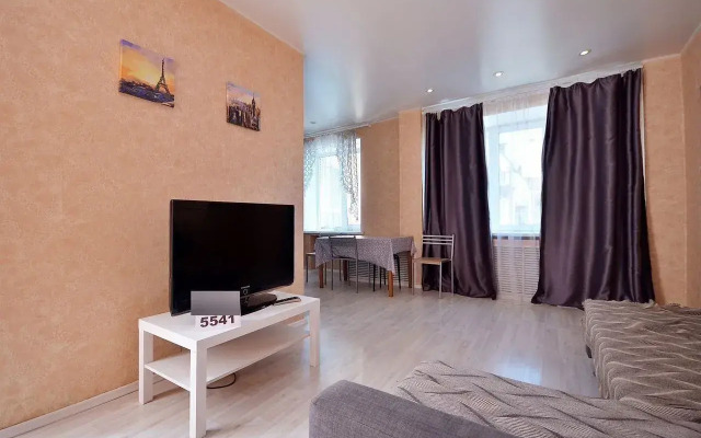 Квартира на Пл. Ленинградская 2