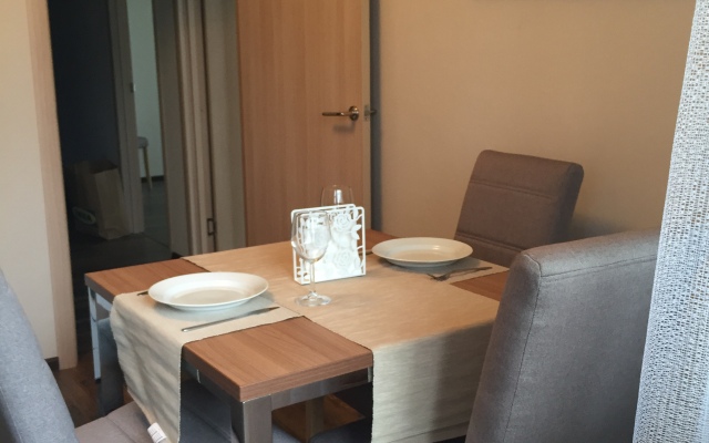 Na Pulkovskom shosse Apartment