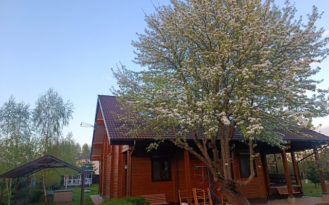 Gostevoy Dom Ilyinskoye 77 Private House