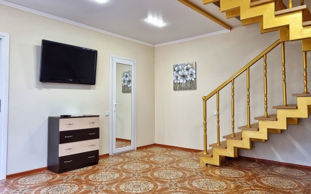 Sunny Holiday Private House