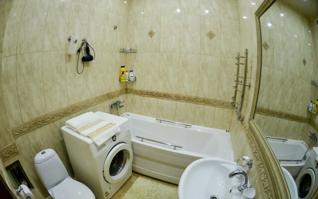 Golden House Apartments