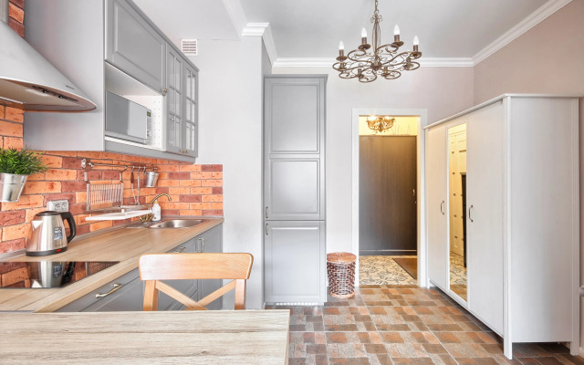 MyhomeYourhome Na Pulkovskoy D1 K2 Apartments