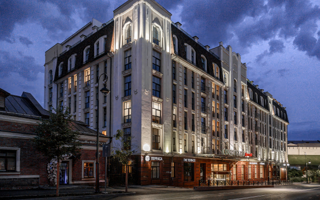 Отель Cort Inn Казань Кремль (ex Courtyard by Marriott)