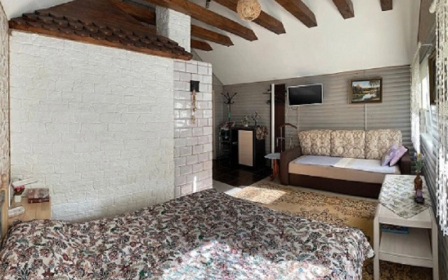 Guest house Gostevoj dom Malyij dom usad'byi Mirskie krinitsyi