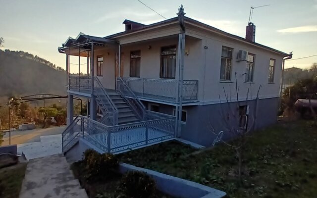 Vershina Guest House