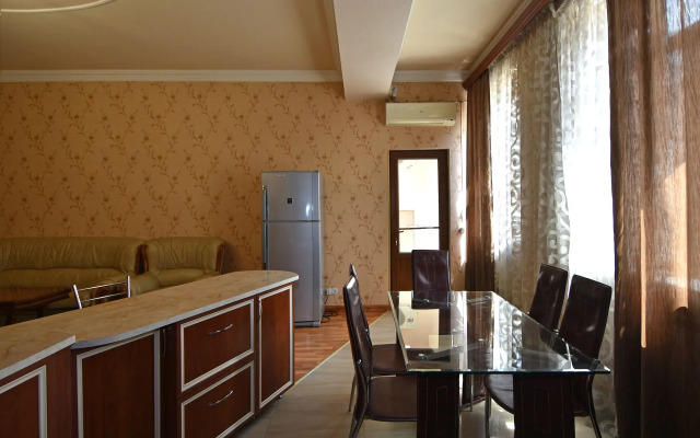 RentInnYerevan on Yekmalyan 1st Street Apartment