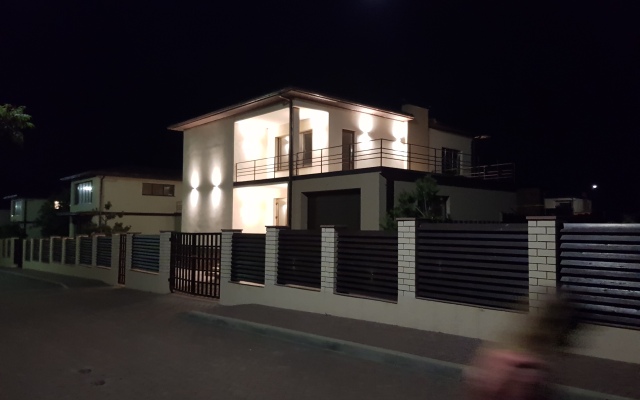 Na Beregu Azovskogo Morya Guest House