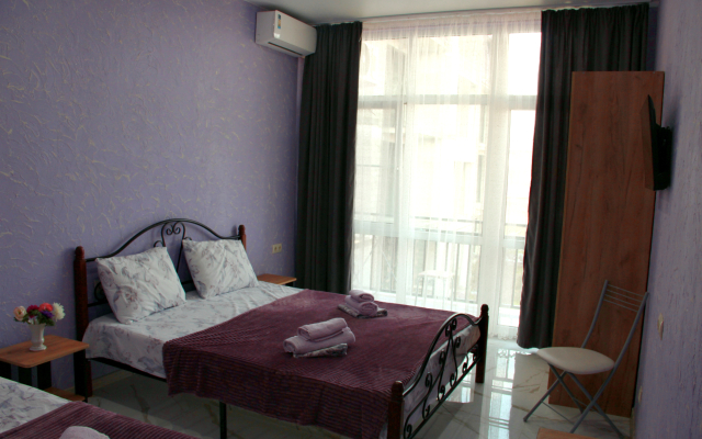 Rozovaya Laguna Guest House
