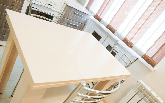 Bukhar Zhirau 44 V Serdtse Goroda Flat