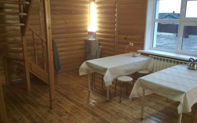 Bolhov Guest house