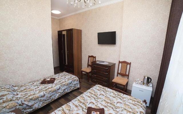 Aviator Hotel