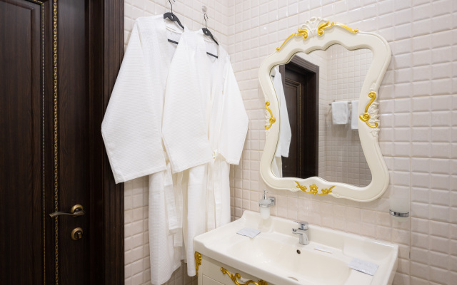 Venice Hotel
