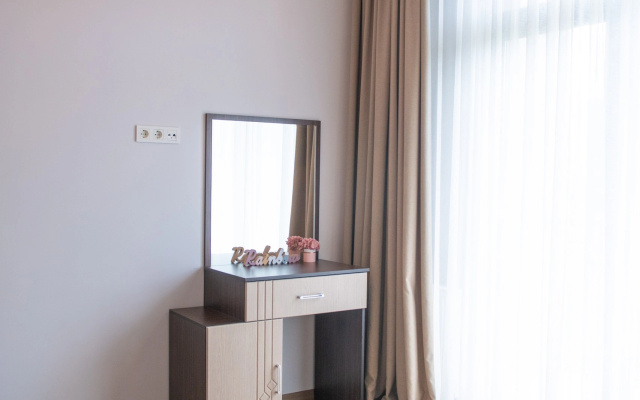 Apartments with a Stunning View of the City and the Park