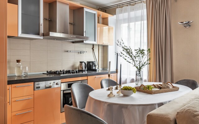 Квартира Трехкомнатная рядом с Белорусским Вокзалом