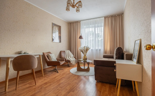 Apartamenty trehkomnatnye v 4km ot Kremla Sova-Dom