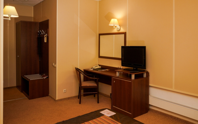 Parus Hotel