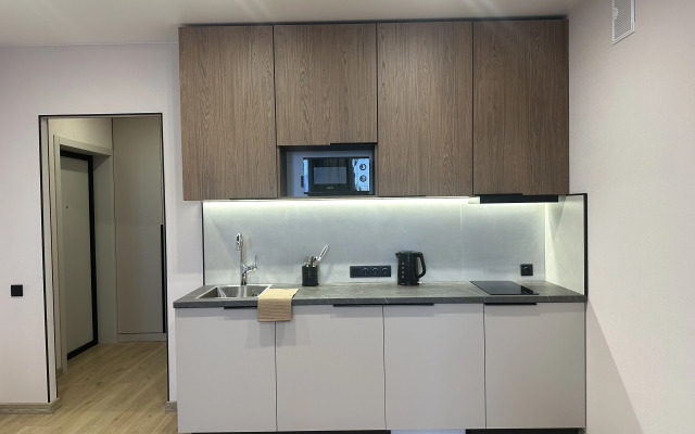 Квартира Дизайнерская Студия Напротив Роял Парка