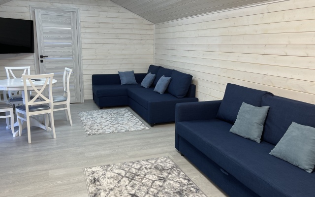 Arhyiz Chalet